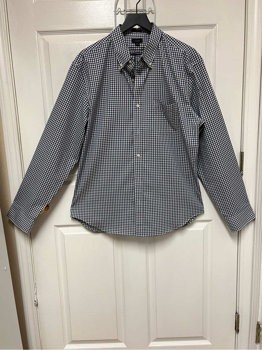 J. CREW Men's Gingham Navy and White Button-Down Shirt - Slim Fit